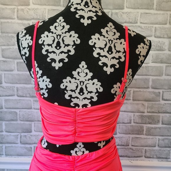 Barbie Neon Pink 2 Piece Top and Mini Skirt Ruched Party Costume Cosplay Large - Picture 7 of 11